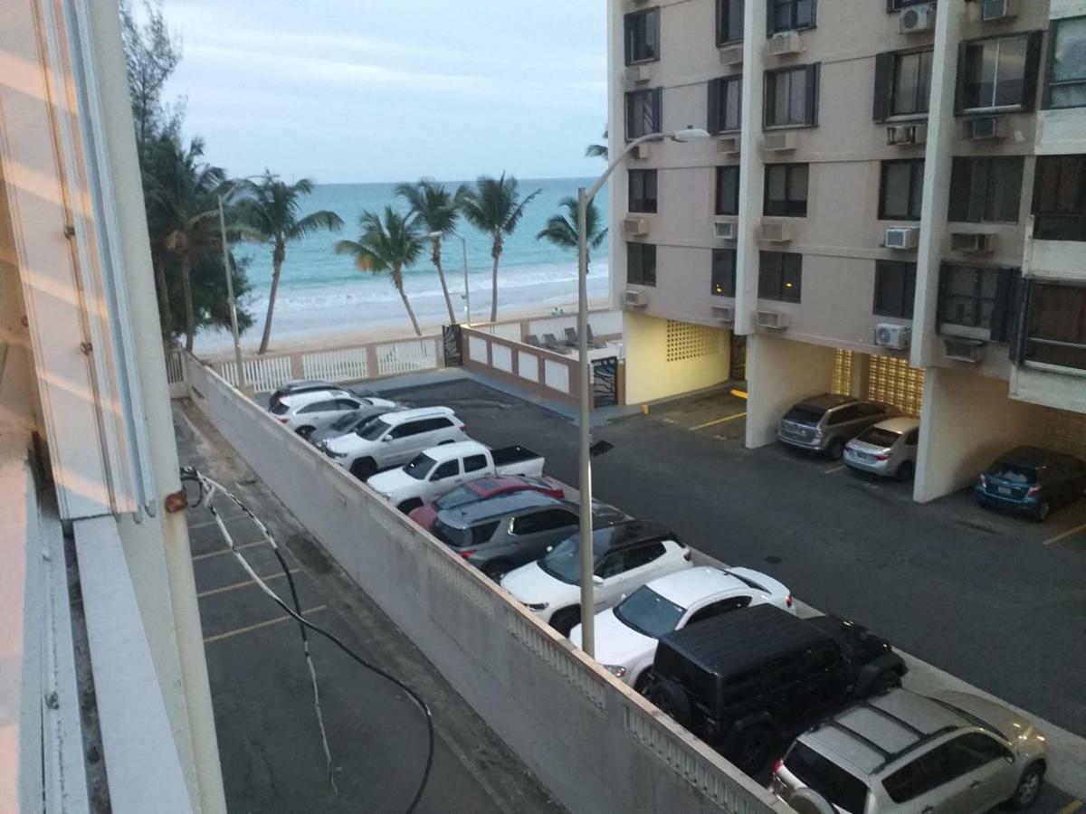 Beach Front Apt 4 At Isla Verde Tower San Juan Exterior photo